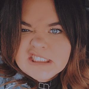 Meet your Posher, Brooke